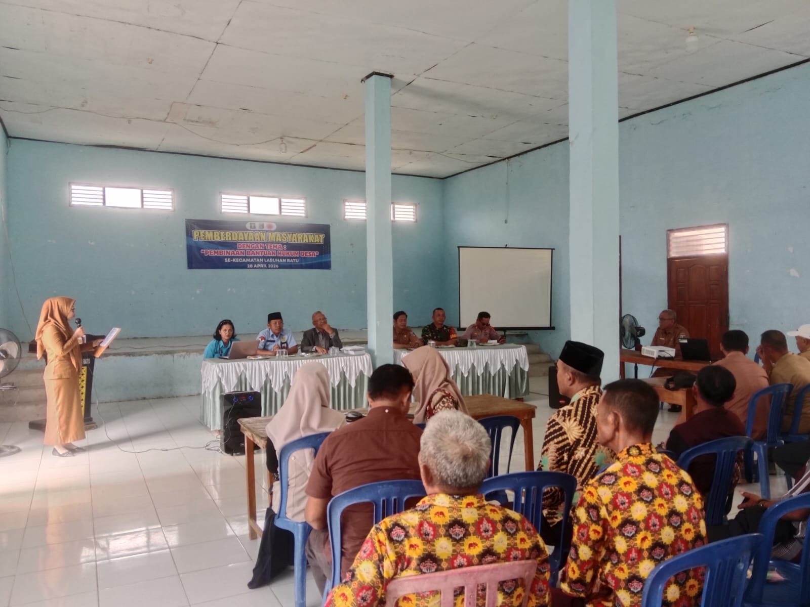 Pemberdayaan Masyarakat Melalui Pembinaan Pos Bantuan Hukum Desa, Menyalakan Cahaya Keadilan Hingga Pelosok Labuhan Ratu